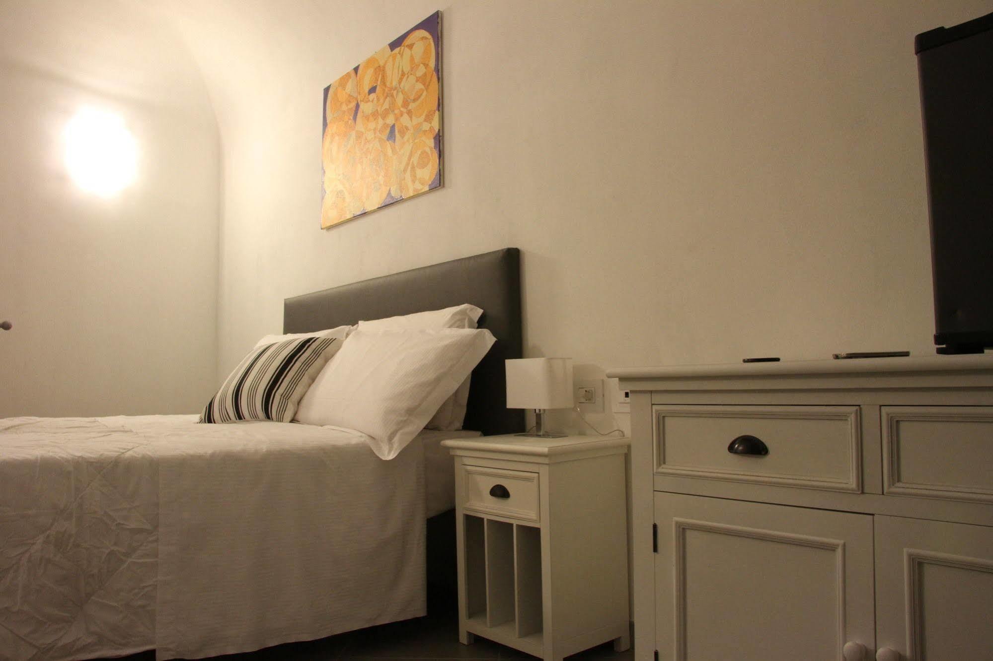 La Terrazza Vercelli Bed & Charme Экстерьер фото