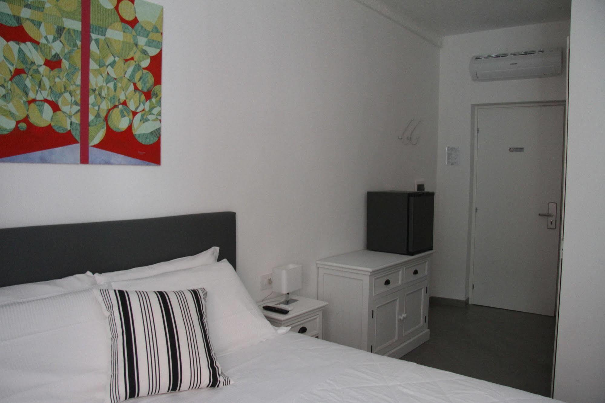 La Terrazza Vercelli Bed & Charme Экстерьер фото